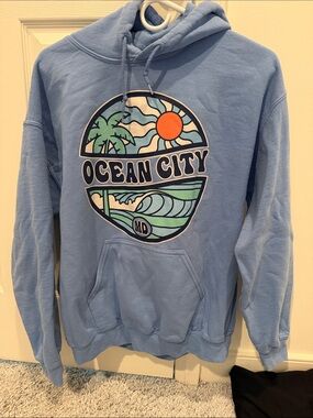 Gildan Light Blue Ocean City Graphic Crewneck